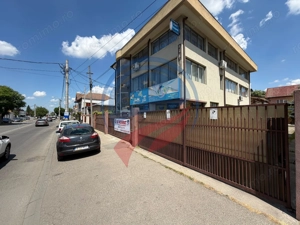 SPATIU BIROURI , COMERCIAL, CLINICA 700MP CU PARCARE - imagine 3