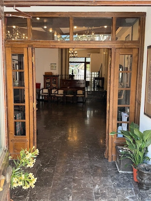 Proprietar, inchiriez bistro-cafe  birouri, 2 intrari,  proximitate Arcul de Triumf, - imagine 3