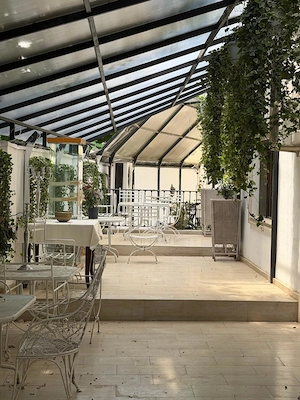 Proprietar, inchiriez bistro-cafe  birouri, 2 intrari,  proximitate Arcul de Triumf, - imagine 5