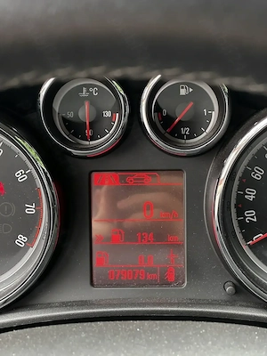 Opel Astra J 1.4 Turbo prim proprietar  - imagine 9