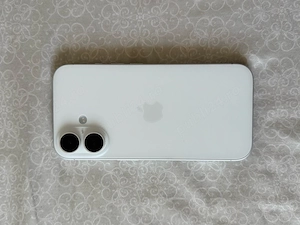 iPhone 16 100% baterie 