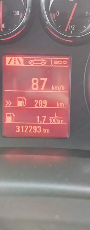 Opel zafira tourer - imagine 9