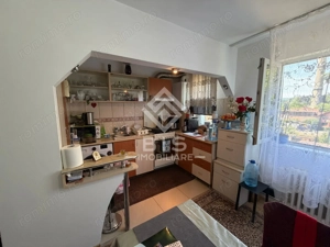 Apartament de vanzare 3 camere - zona Decebal - imagine 4