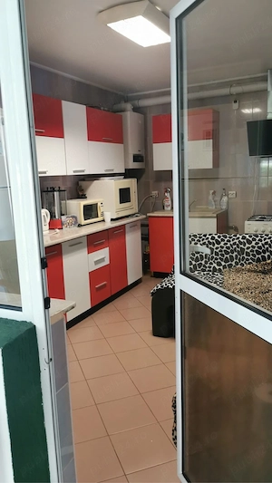 inchiriez apartament 2 camere - imagine 3