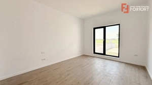 Duplex cu 4 camere - Toate utilitatile + Asfalt - Mosnita Noua - imagine 9