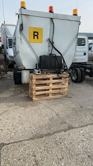 Dezmembrez gunoiera Iveco Daily 35 - imagine 7