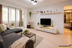 Apartament 2 camere, echipat, balcon, areal cu atmosfera linistita, Central, Covasna.