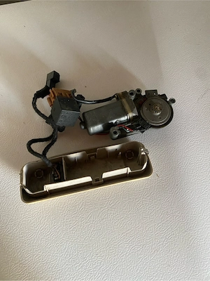 Motor Trapa electrica , intrerupator, releu  - imagine 2
