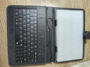Husă cu tastatură E-Boda pentru tabletă