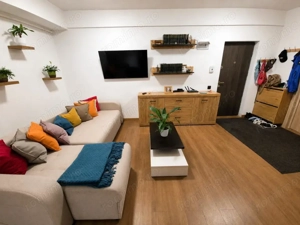 Apartament 3 camere, 62mp, 2 garaje, balcon 12mp, zona Sesul de Sus - imagine 6