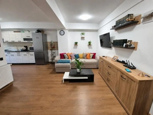 Apartament 3 camere, 62mp, 2 garaje, balcon 12mp, zona Sesul de Sus - imagine 4