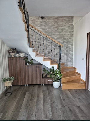 Casa de vanzare  zona Dealu Sf Petru - imagine 5