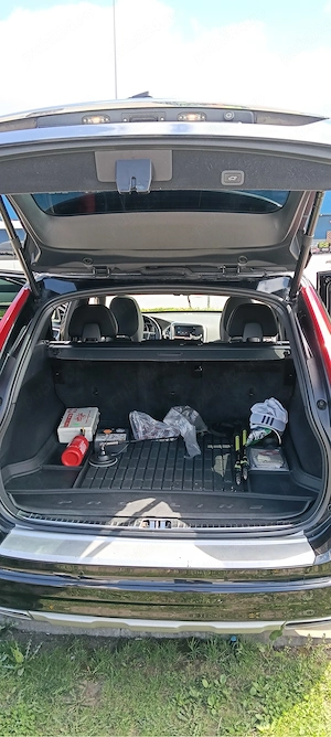 Vand Volvo XC 60 D4 2016 Euro 6 - imagine 10
