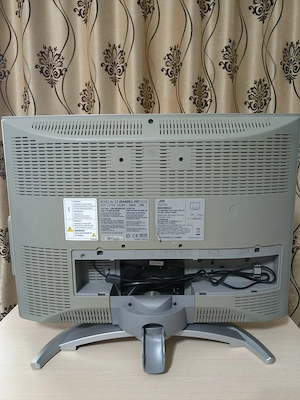 TV LCD JVC ( antic si vechi)