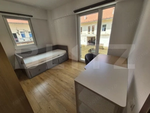 Apartament cu 3 camere, 2 băi, intermediar Parcare subteran, Centru! - imagine 7