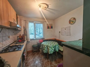 Apartament 3 camere, Brancoveanu, zona Covasna. Loc parcare. - imagine 2