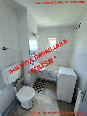 Apartament 3 Camere CRAIOVEI Confort 1 Decomandat Liber 2 Balcoane 2 Băi Centrală 73 Mp. An 1983 - imagine 4