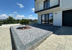 PROPRIETAR   COMISION 0% Apartament modern 2 camere parter tip casă + terasă + vedere la iaz 