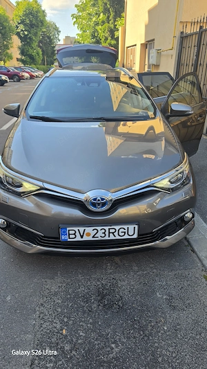 toyota-auris-1-8-hybrid- - imagine 4