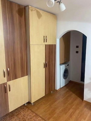 apartament de inchiriat