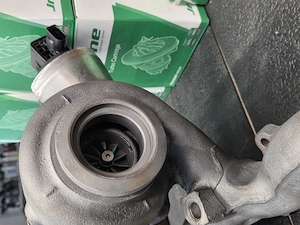 Turbina VW Audi Borgwarner 03L 253016J V410 (BV43 V 0152) - imagine 4
