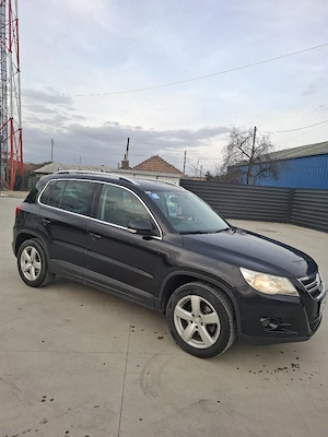 Se vinde Volkswagen Tiguan 4x2  - imagine 2