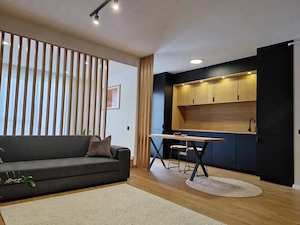 chirie bloc nou apartament superb