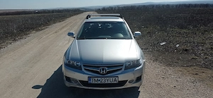 Honda Accord 2.2 i-CTDi Dotări de Top (Varianta Executive) generația a 7-a, facelift 
