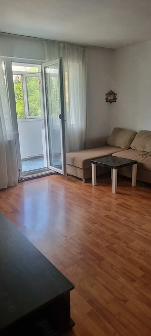 Vand apartament 2camere etaj1 Lapus zona Mall Electroputere  - imagine 3