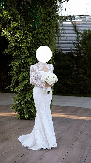 Rochie de mireasă Novia din dantelă premium, voal inclus, stare impecabilă