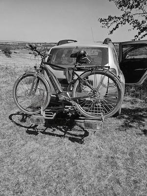 Suport pentru doua biciclete pe carlig remorcare - imagine 2