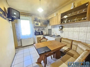 Apartament 3 camere etaj 3 cu 2 bai in Tudor E.ON Gaz