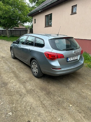 Opel Astra j 2011 euro5 - imagine 4