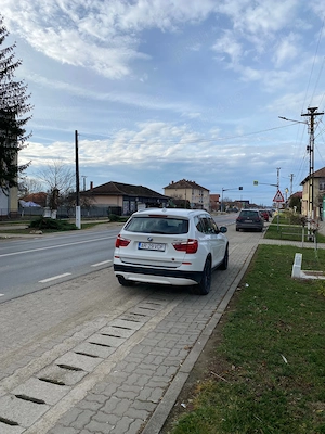 BMW X3 x-drive 2011 Suv automată  - imagine 3