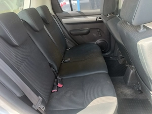 Vând Suzuki Swift 2007 ,1,3i benzina 90 CP - imagine 5