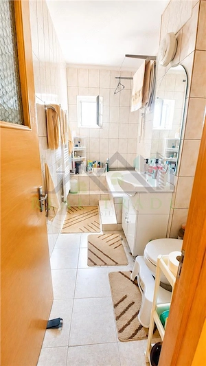 Apartament 3 camere decomandat,2 bai,etaj 5 8 78 mp 2 balcoane, zona Vlahuta Gemenii - imagine 7