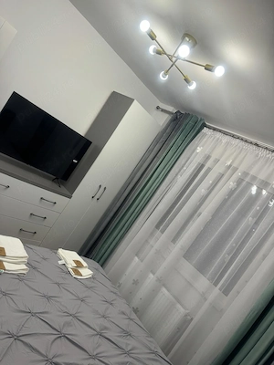 Agentie inchiriem apartament 3 camere Ultracentral-Brincusi,B-uri,mobilat si utilat lux,Centrala,AC - imagine 5