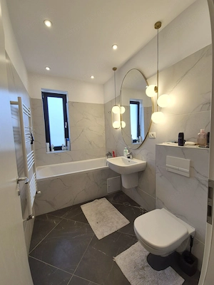 Apartament 3 camere Giroc. Lift. Loc de parcare - imagine 3