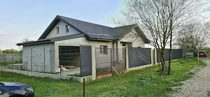 Casa de vanzare domnesti 