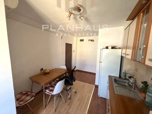 Apartament 3 camere - str. Moldovei, zona Canal 7 - imagine 11