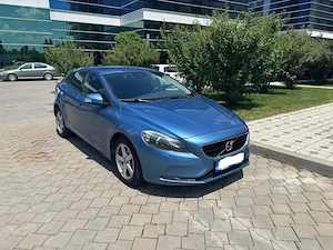 Volvo V40 T4 180 CP, 2015, Momentum   114.000 km - imagine 6