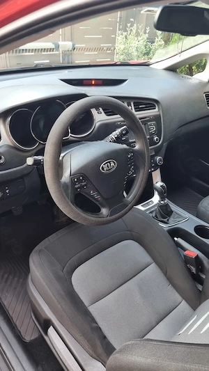 Vand kia ceed 1.6 crdi  - imagine 5