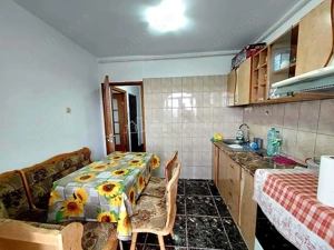 3 camere, 73 mp, etaj 3, mobilat-utilat , DOROBANTI - imagine 12