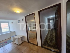 Apartament 2 camere de inchiriat decomandat 60 mpu zona Lupeni Sibiu - imagine 12