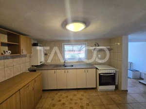 Apartament 2 camere de inchiriat decomandat 60 mpu zona Lupeni Sibiu - imagine 10
