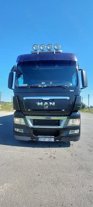 Ansamblu MAN tgx mega xxl cu semiremorca Pacton 