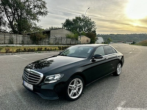 Mercedes-Benz E W213 E220d 150CP 9G-Tronic Limousine - imagine 3
