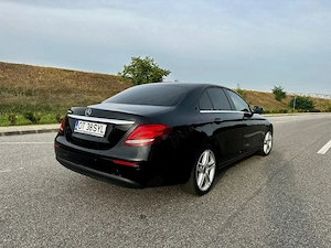 Mercedes-Benz E W213 E220d 150CP 9G-Tronic Limousine - imagine 2