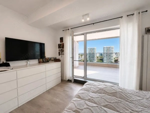 Penthouse cu vedere panoramică | 3 camere | Terasă spectaculoasă  - imagine 3