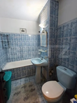 Apartament 3 camere decomandat, 63 mp, etaj 2/4 zona Rovine - imagine 6